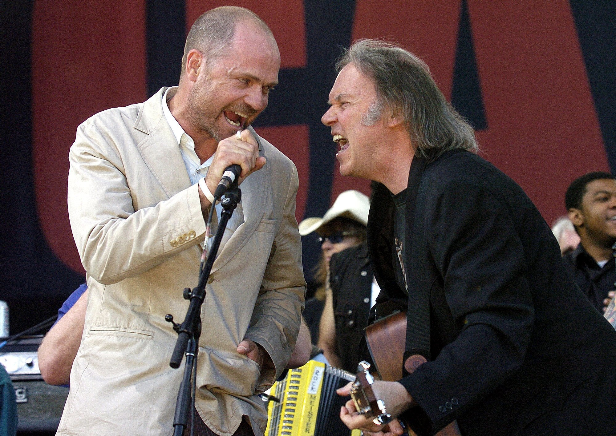 Tragically Hip's Gord Downie diagnosed with terminal cancer