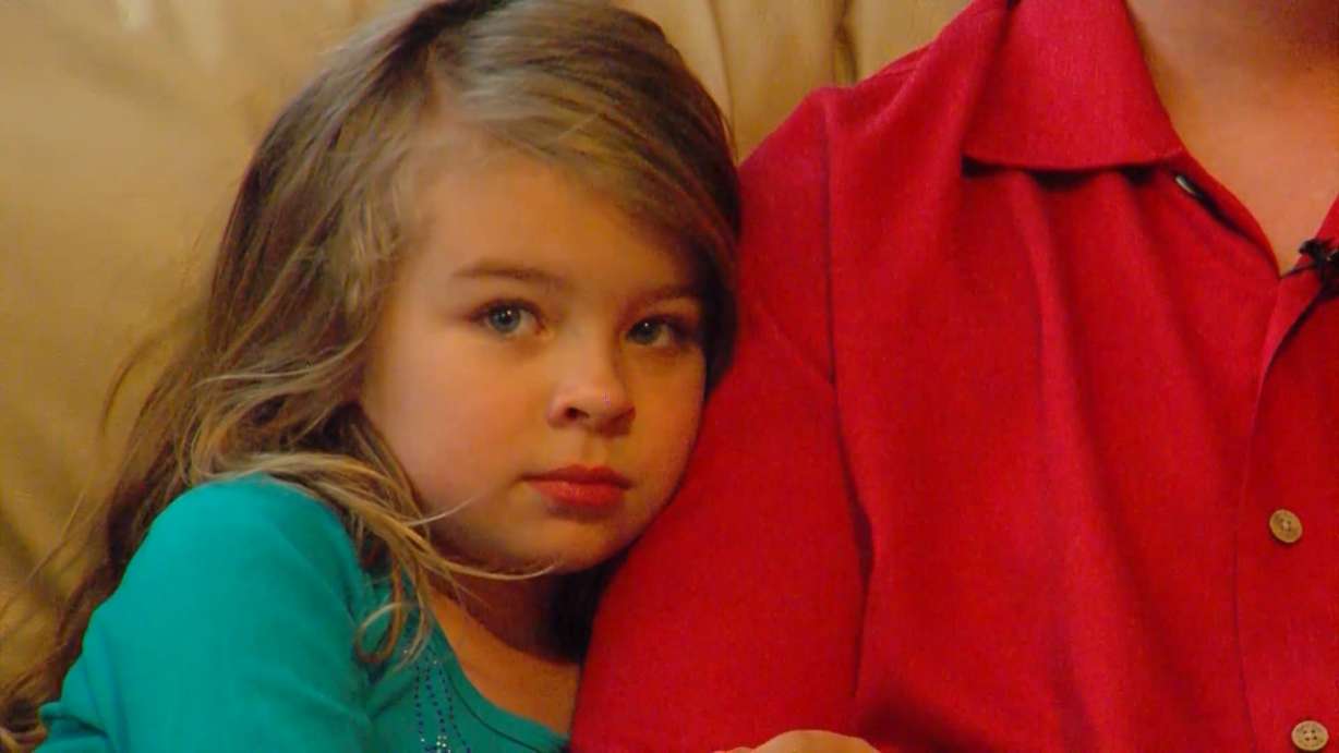 A trip to the men’s restroom at a Walmart in Clinton quickly escalated into a full-fledged struggle when one man criticized another for bringing his 5-year-old daughter with him.