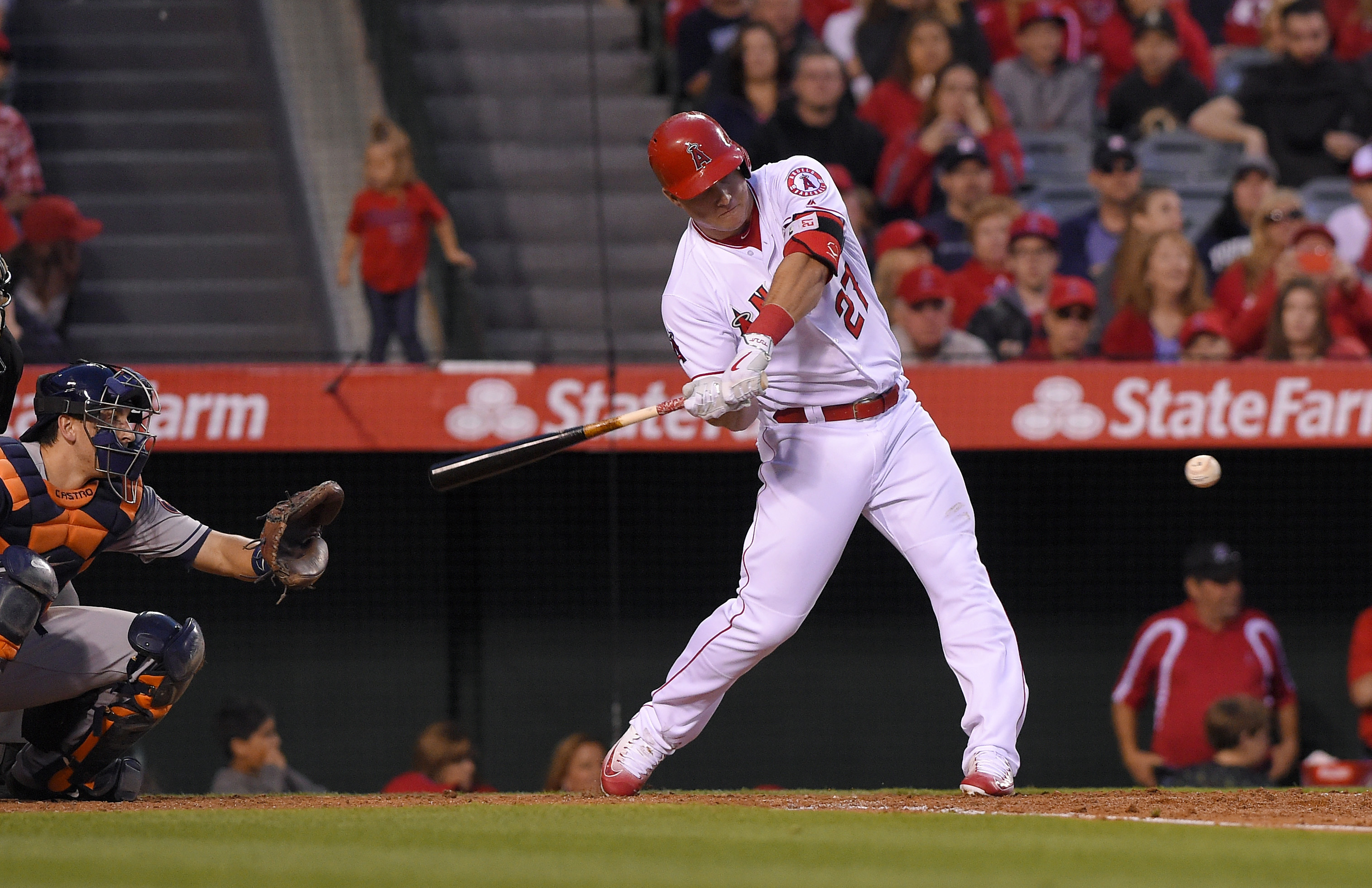 Trout, Pujols lift Angels to 7-2 win over Astros