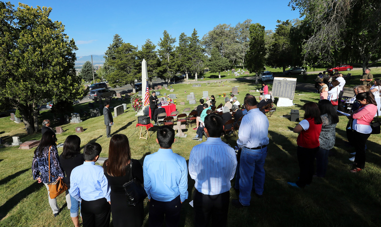 Japanese American veterans are remembered at a memorial service at the Salt Lake City Cemetery on Sunday, May 29, 2016. (Photo: Scott G Winterton, Deseret News)