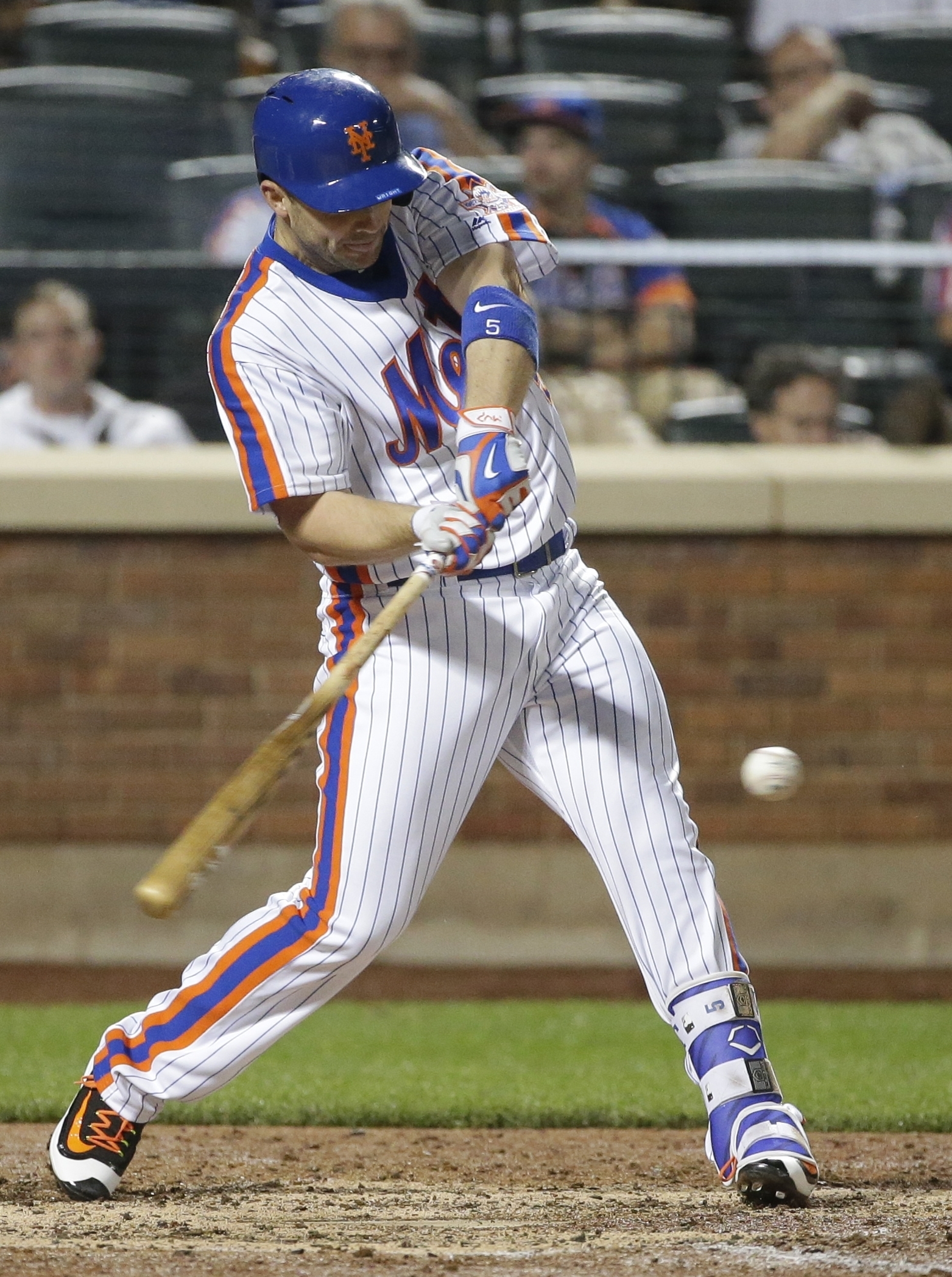 David Wright has herniated disk in neck, DL possible