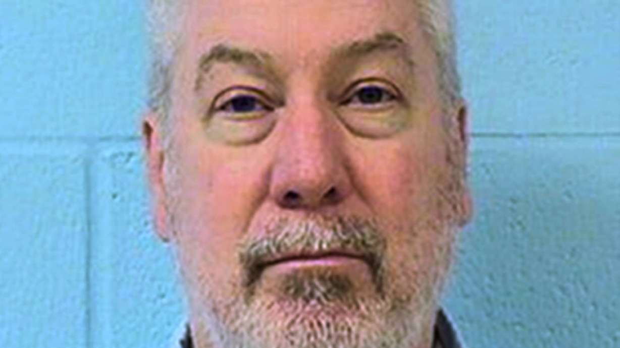 Ex-Chicago-area officer found guilty in murder-for-hire plot