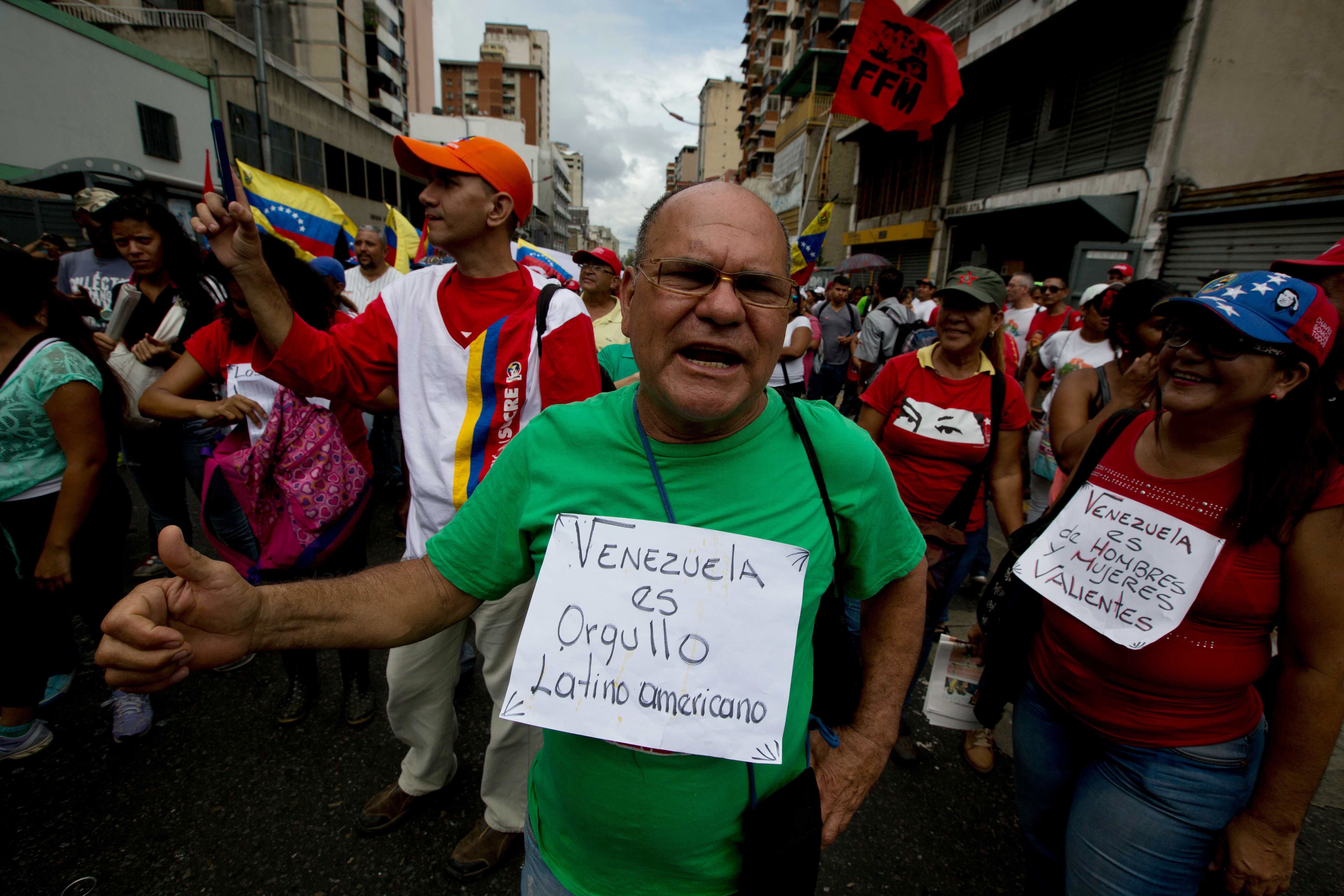 Venezuela blasts OAS as diplomats try to defuse conflict