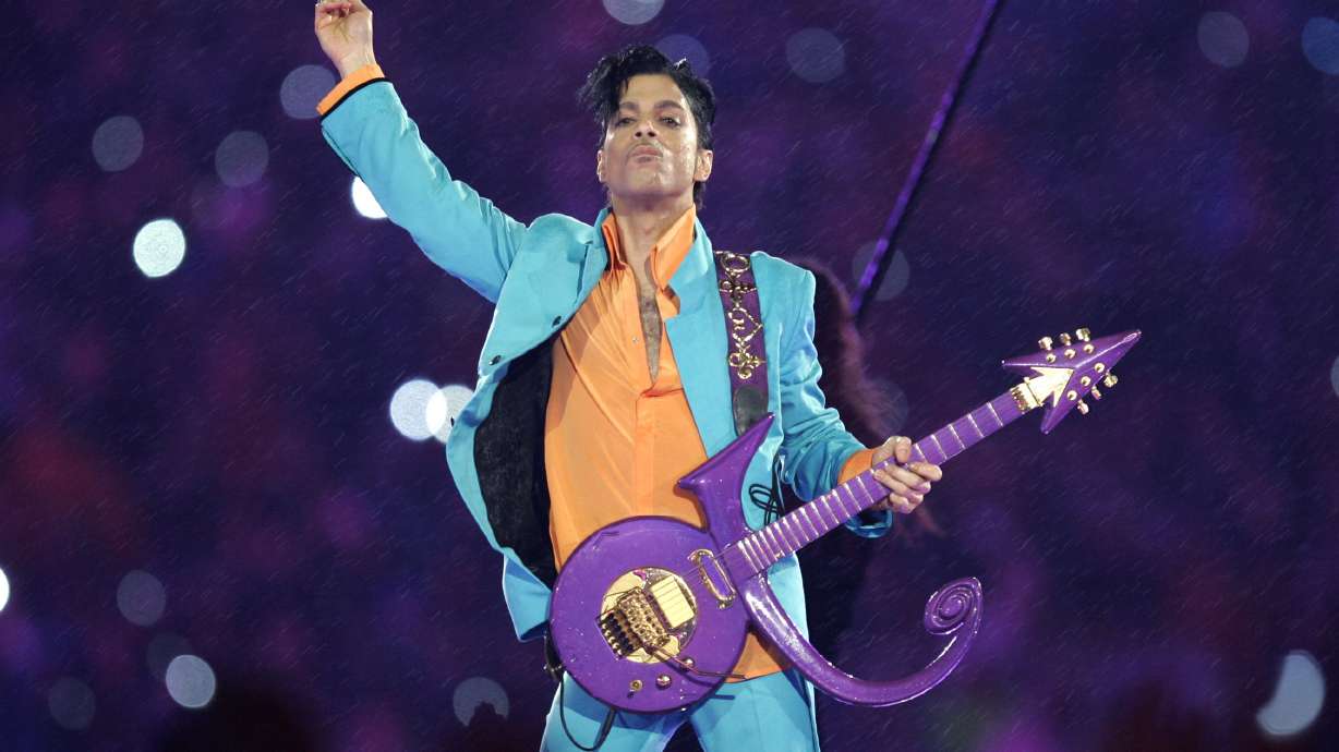 The Latest: Lawyer: Addiction doctor didn't give Prince meds