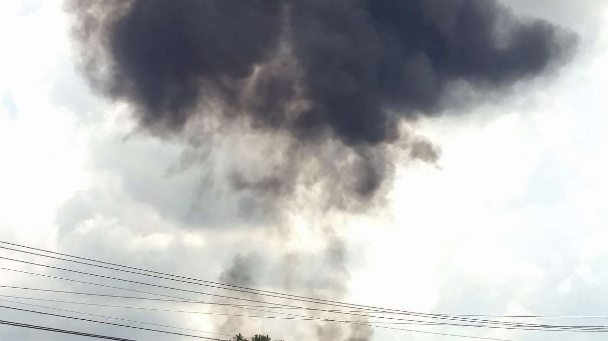 Navy Blue Angels jet crashes in Tennessee, killing pilot