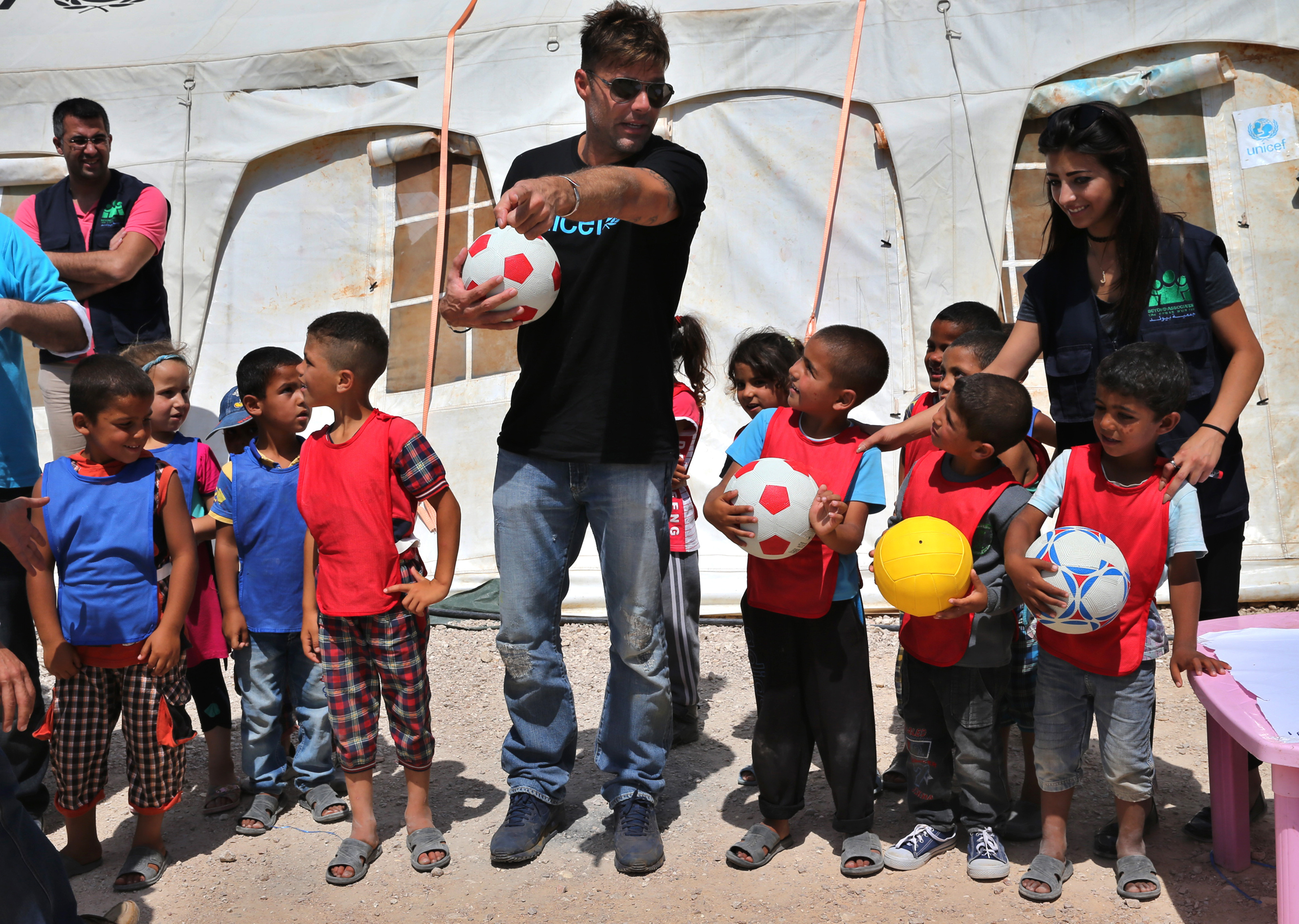 Ricky Martin visits Syrian refugees in Lebanon