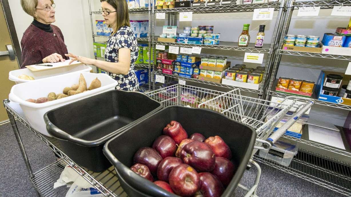 Kansas food pantry helps low-income families with allergies