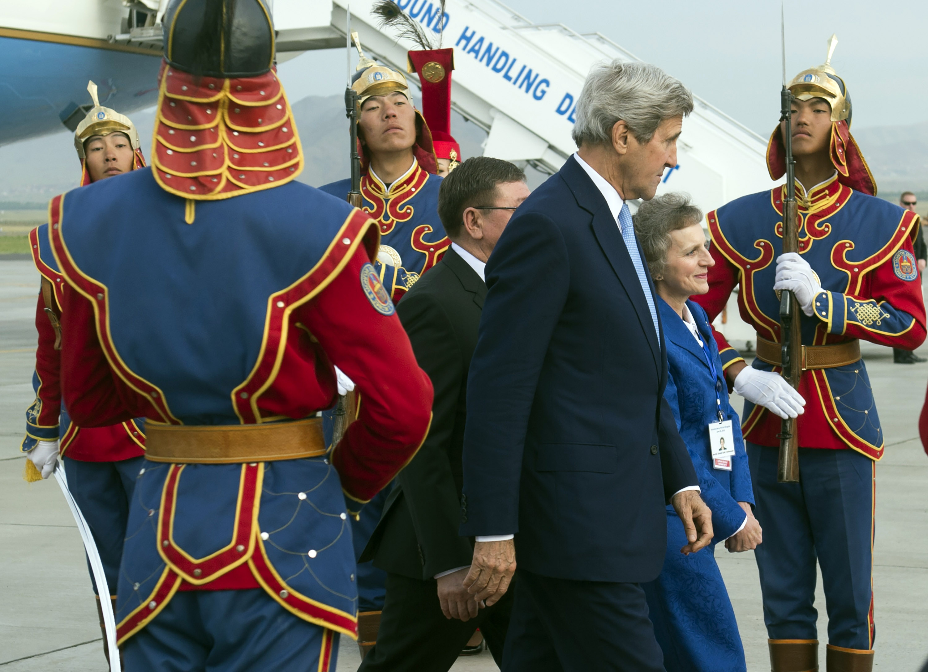 In Mongolia, Kerry seeks closer ties with democracy 'oasis'