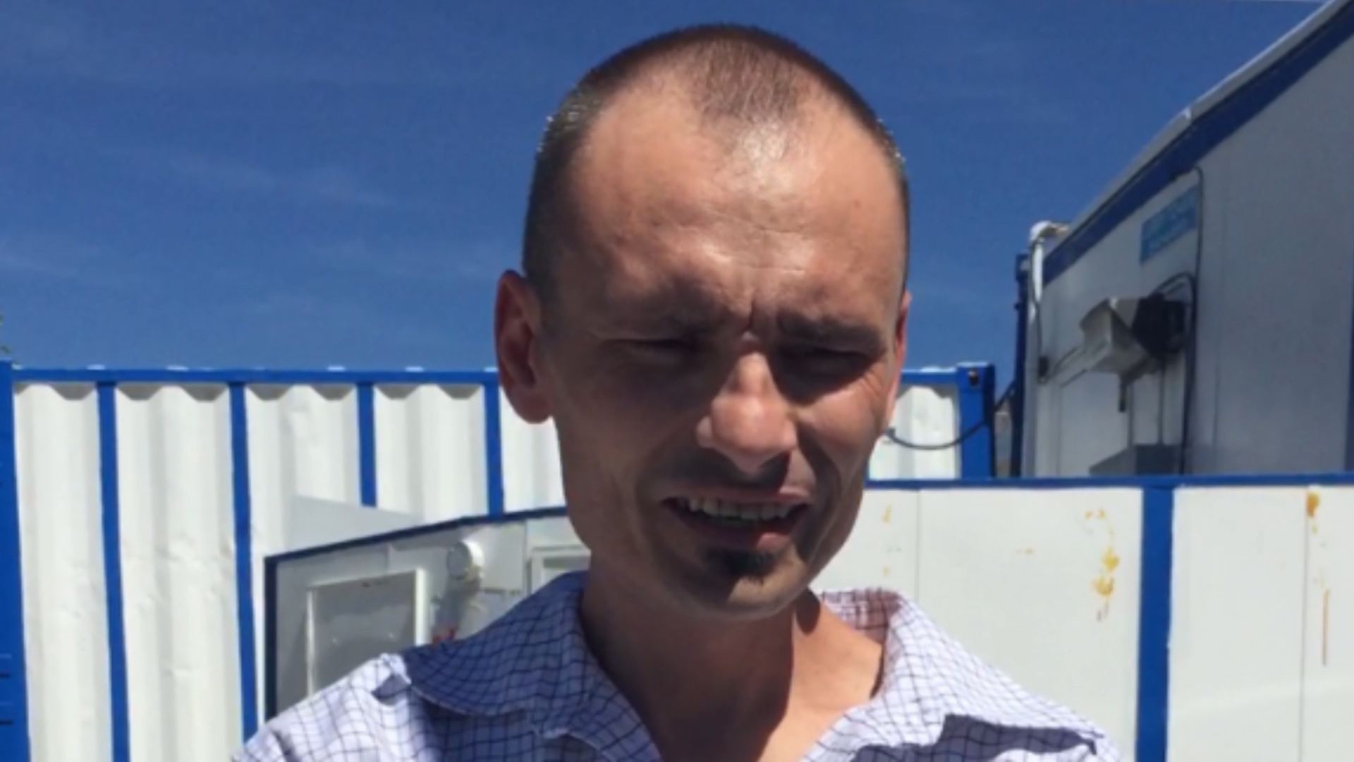 In the video, the man who met Parry about the motorcycle said, “I’m Jason Walker and I take full responsibility for the vehicle." Of course, “Jason Walker” probably isn't the man’s real name — especially when, after he rode it around the parking lot for a minute, he asked to take it on the road for a better test ride.