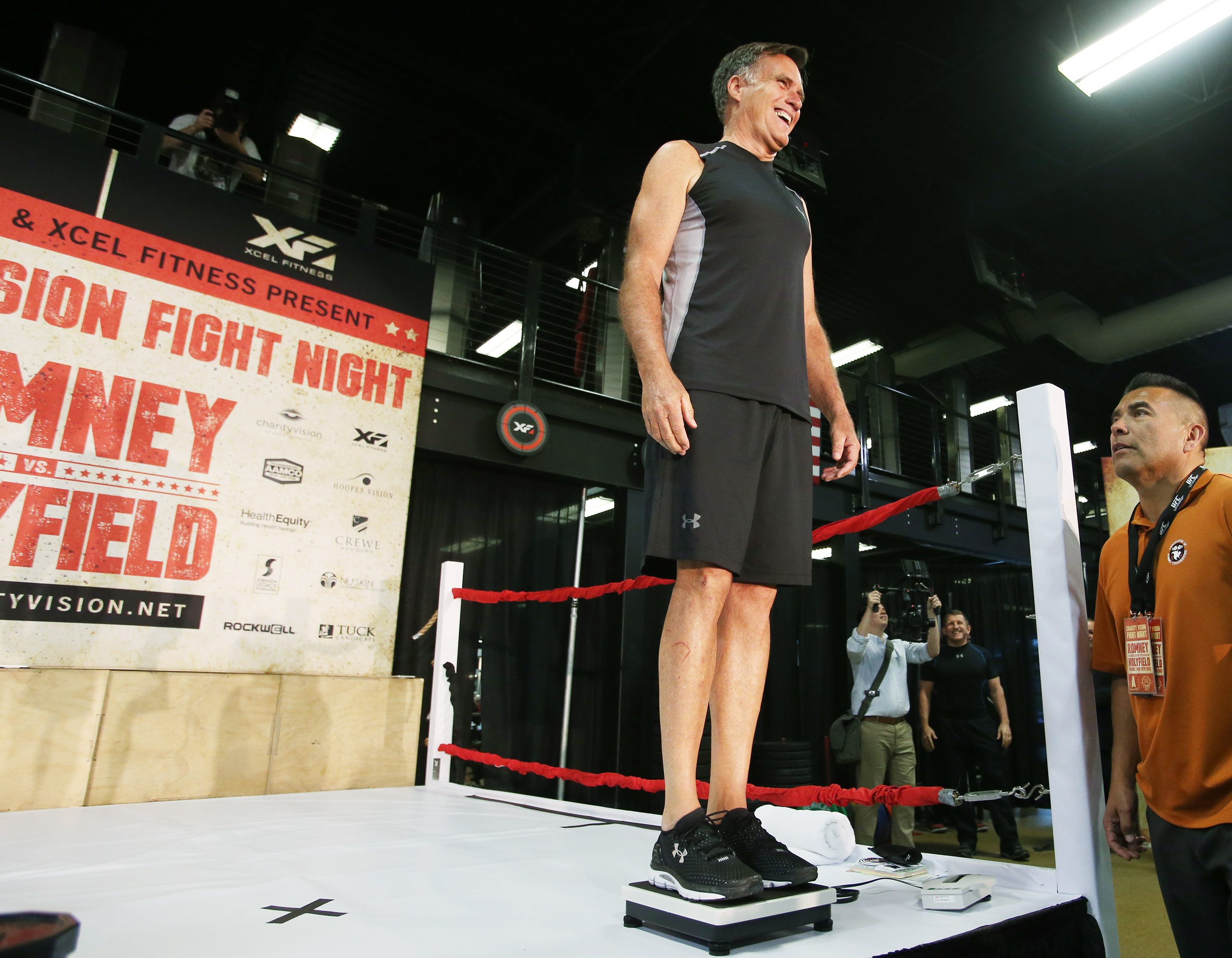 Mitt Romney expected to emcee, not compete in, CharityVision boxing match