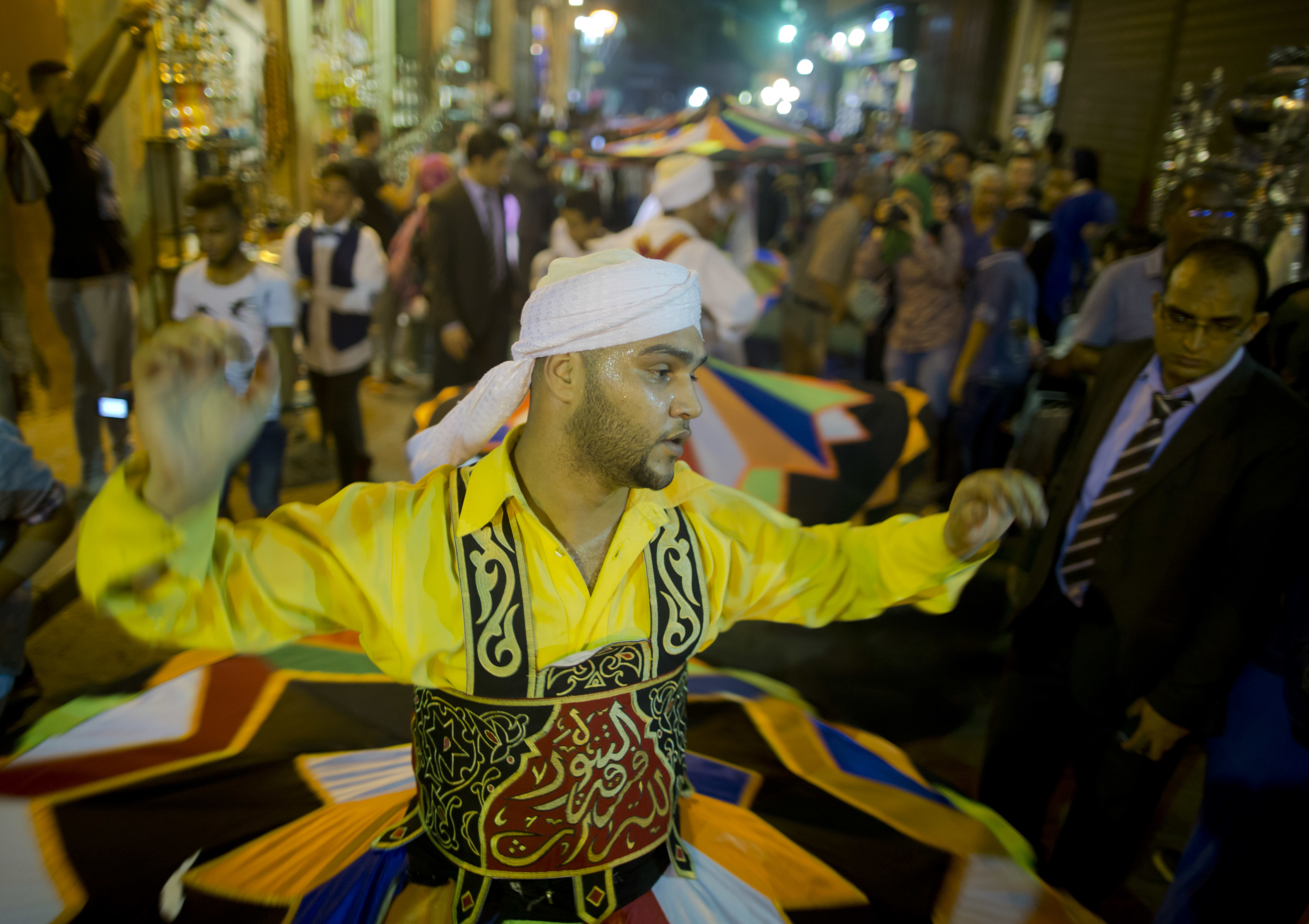 Q&A: What is Ramadan and why do Muslims fast all day?