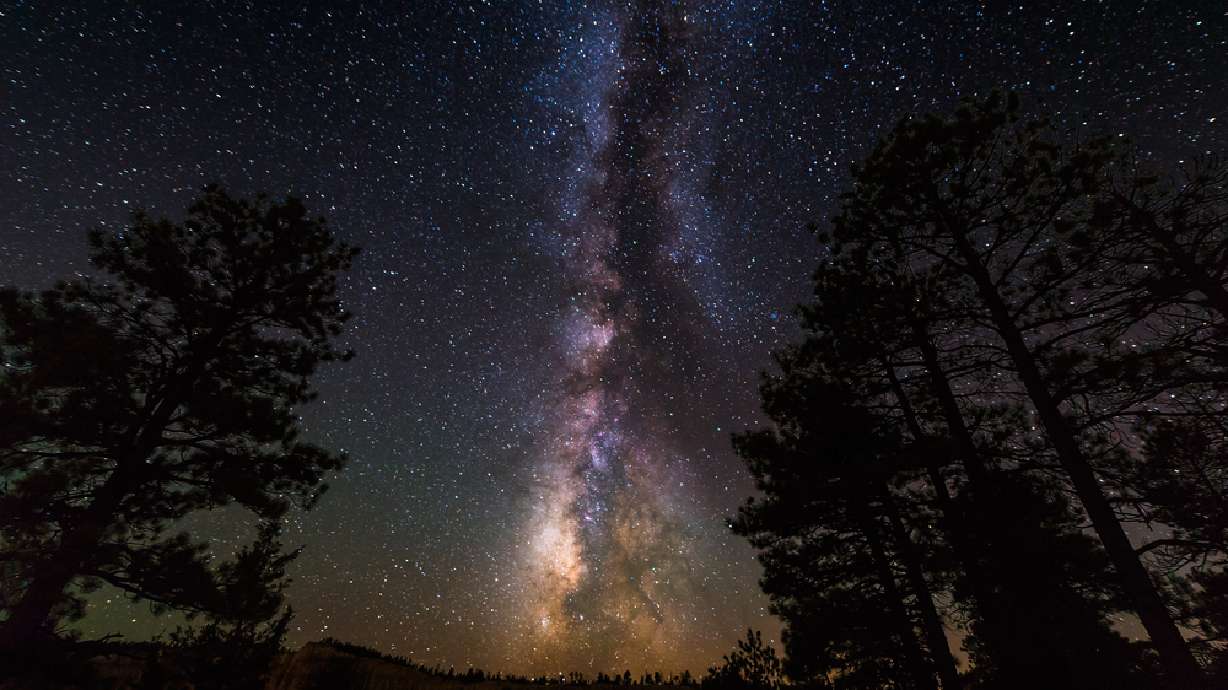 Utah photographer excited for the Milky Way’s 'rift' and summer ...