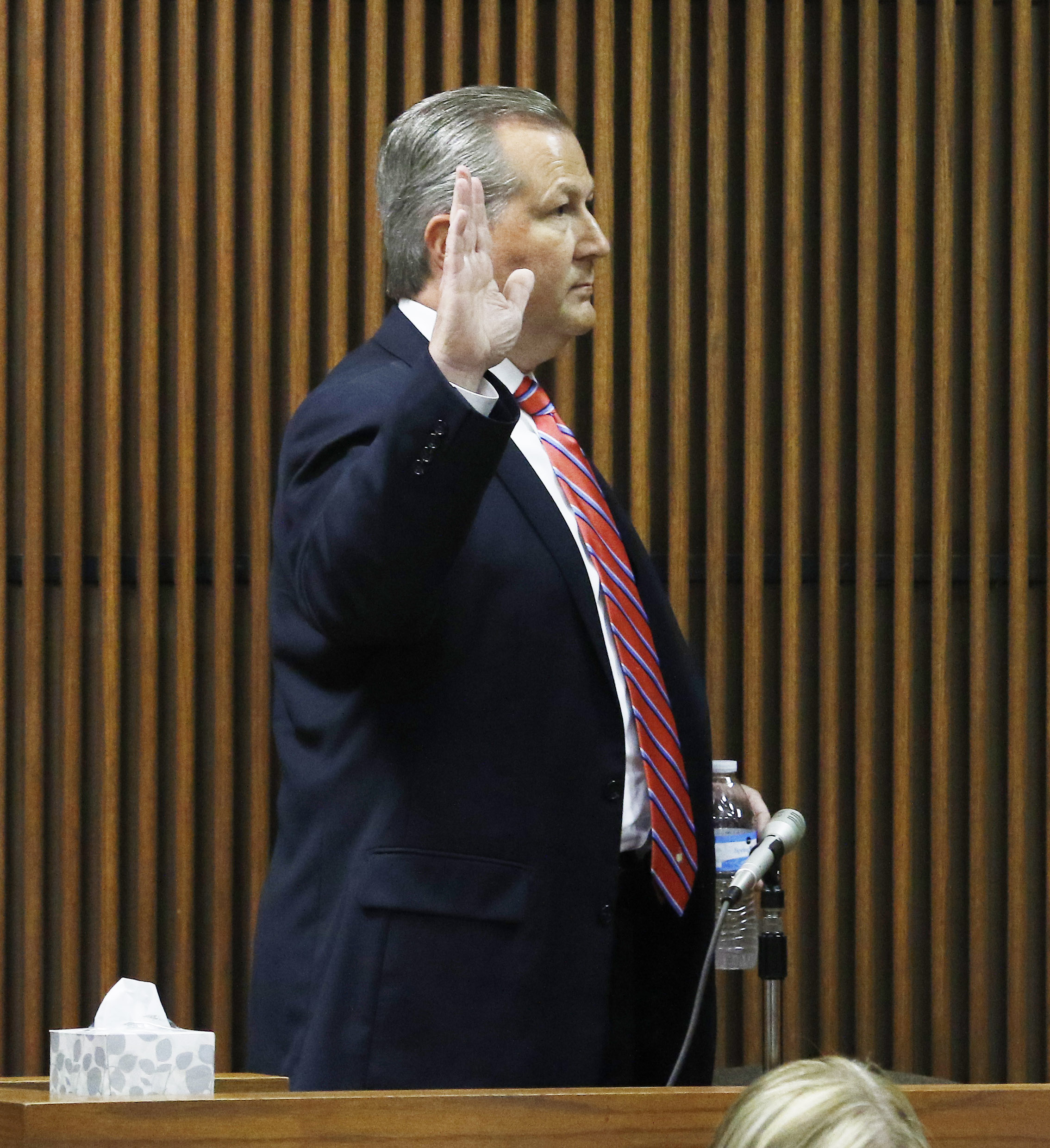 Prosecutor questions Alabama House speaker at ethics trial