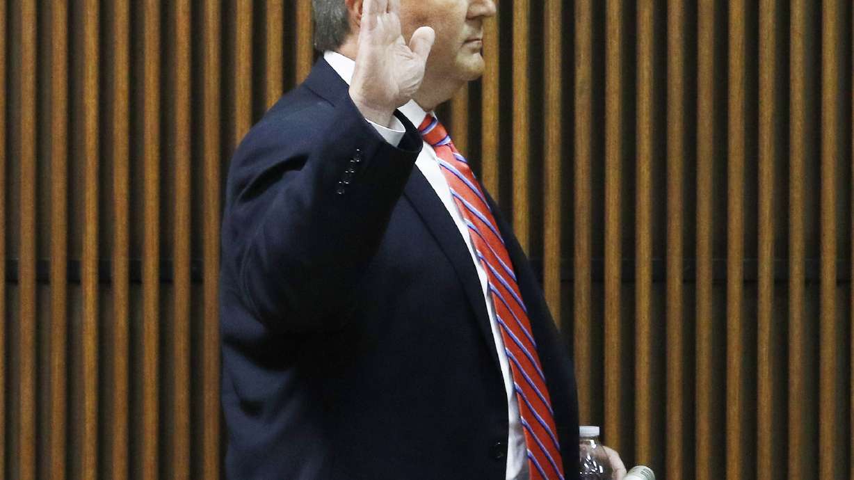 Prosecutor questions Alabama House speaker at ethics trial