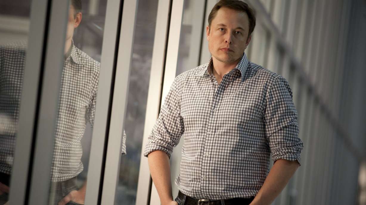 Elon Musk plans 1st relaunch of SpaceX rocket