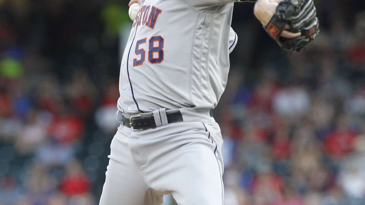 Astros finally beat the Rangers 3-1, Darvish early exit