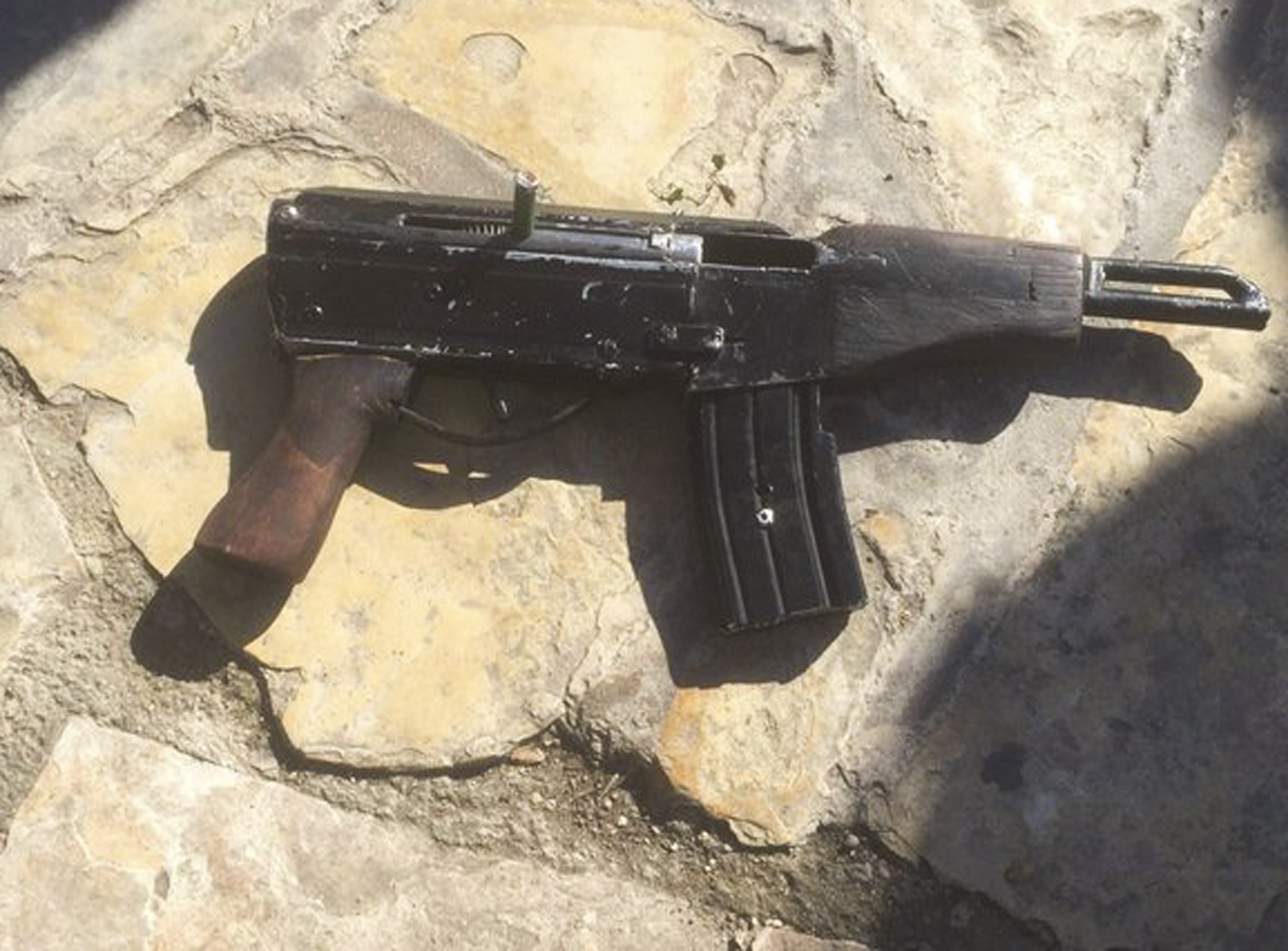 Israel cracks down on Palestinian workshops producing guns