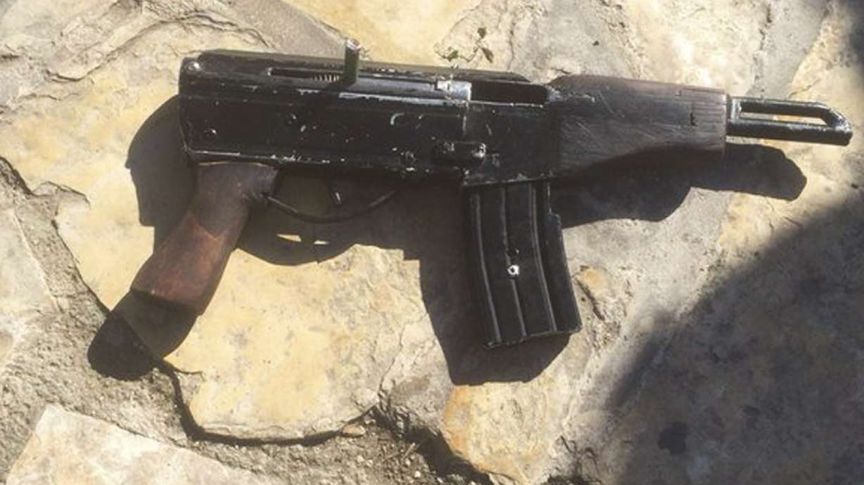 Israel cracks down on Palestinian workshops producing guns
