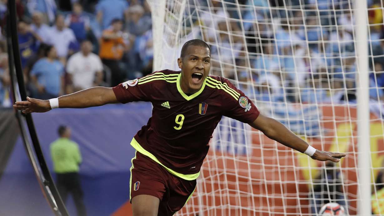 Venezuela beats Uruguay 1-0 to advance to Copa quarters