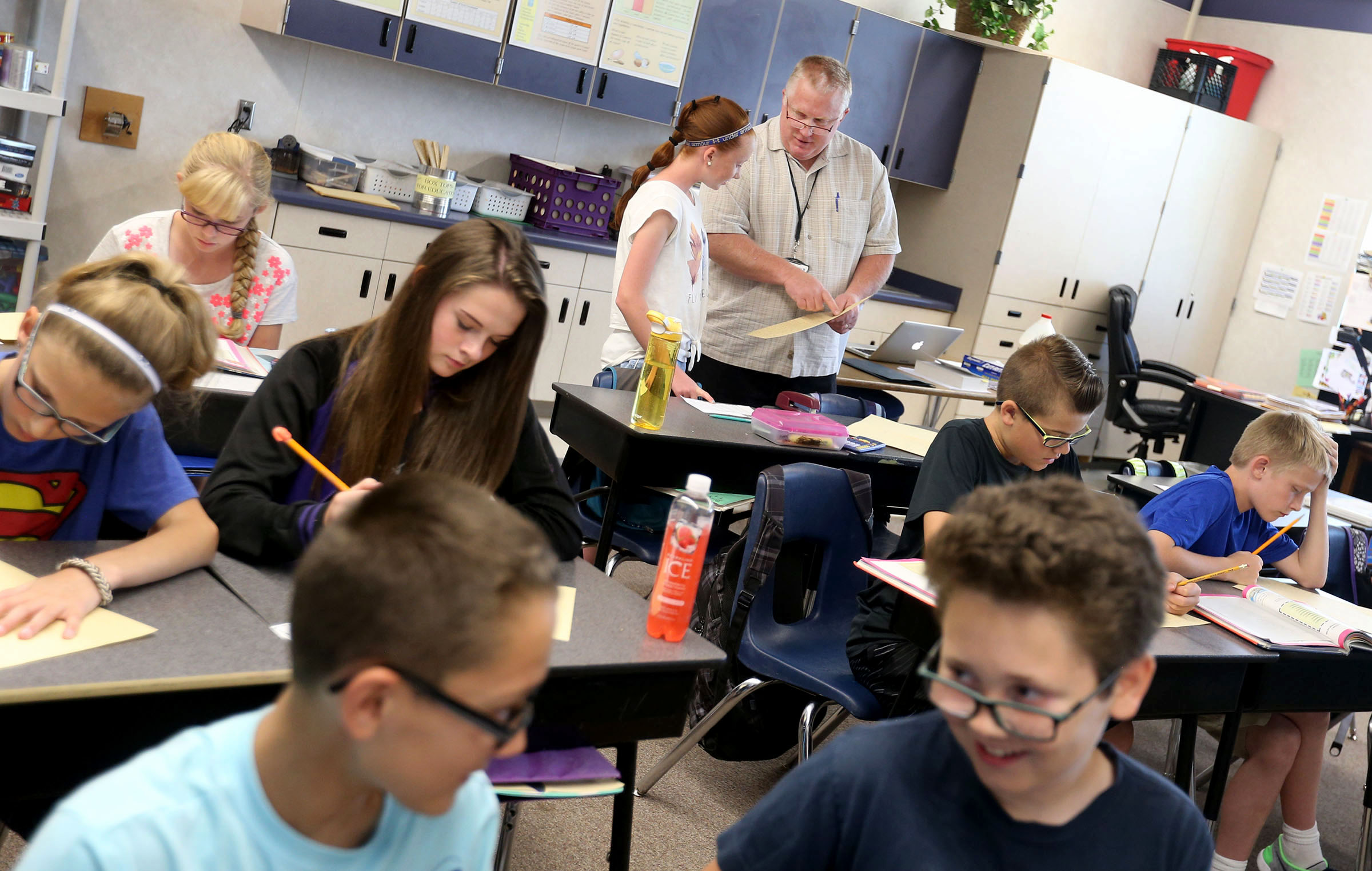 Rule change: Utah schools can tap experts to fill teaching void