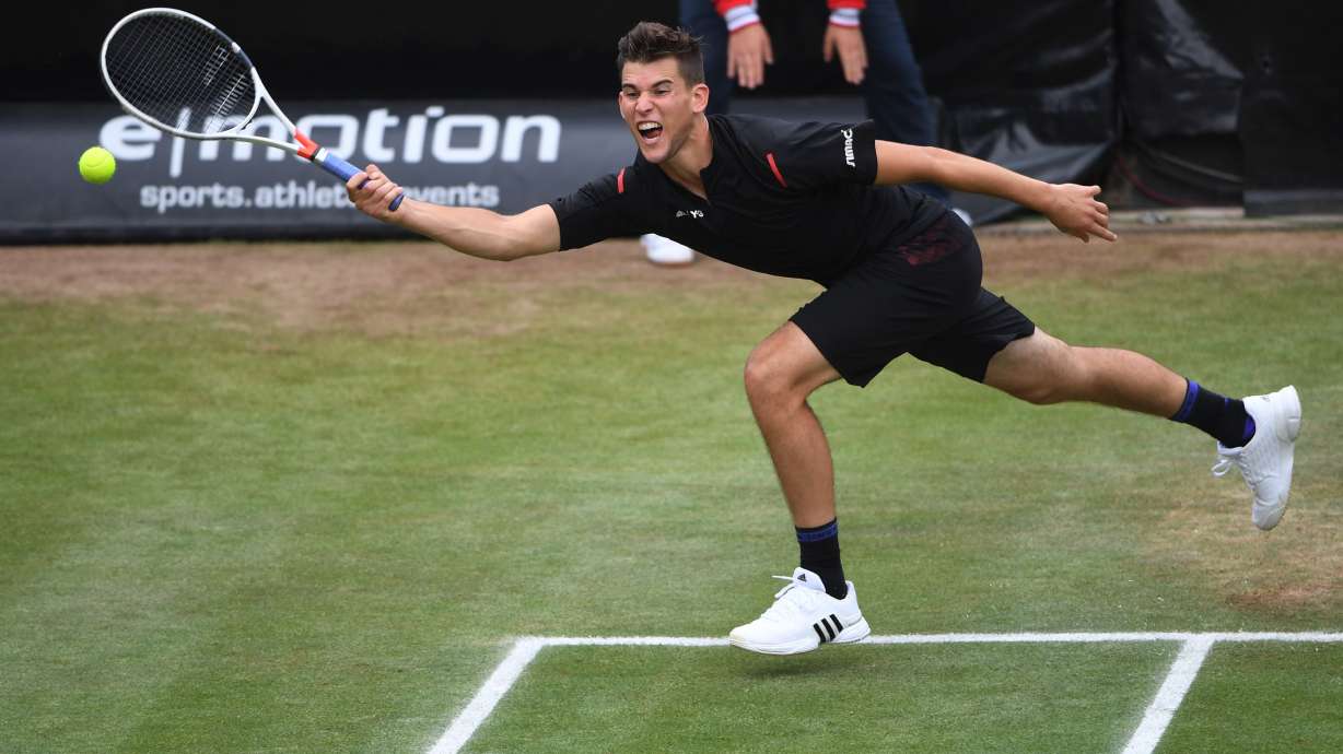 Thiem beats Federer in 3 sets to reach Mercedes Cup final
