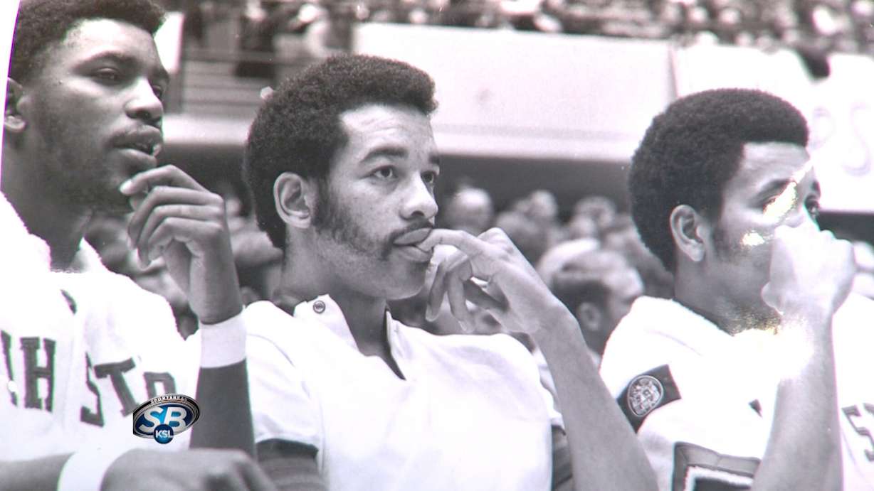 Utah Stars forward Willie Wise, center, watches a game from the bench in the Salt Palace. (Photo: Matthew Glade, KSL-TV via Utah Stars director of promotions Grant Harrison)