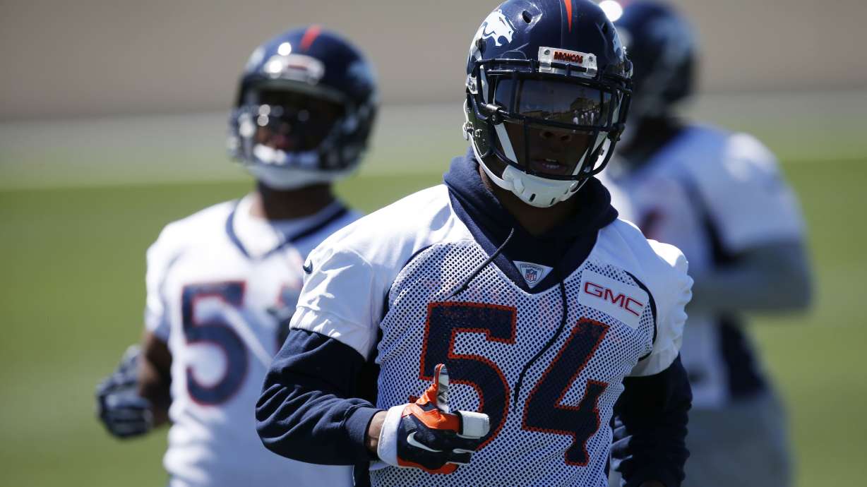 Broncos sign linebacker Brandon Marshall to 4-year extension