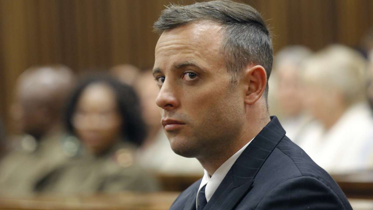Pistorius walks on stumps for judge, sentencing on July 6