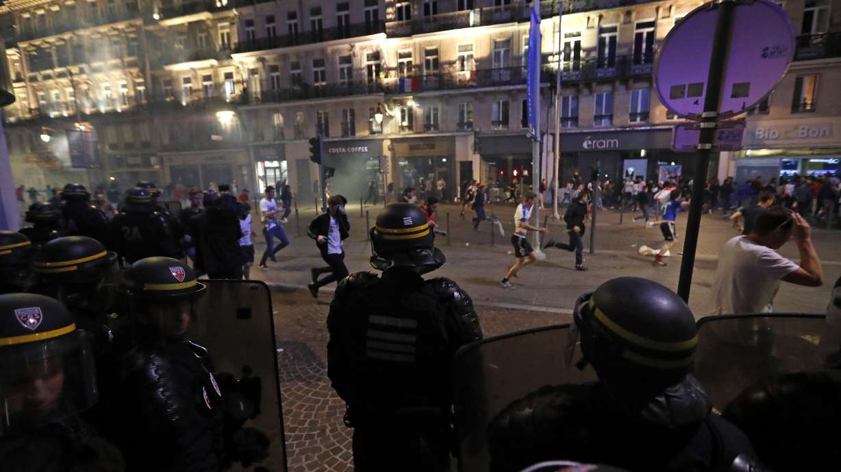 The Latest: Ukraine eliminated from Euro 2016