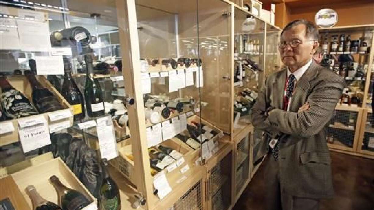 Utah lawmakers make rare tour of state-run liquor store