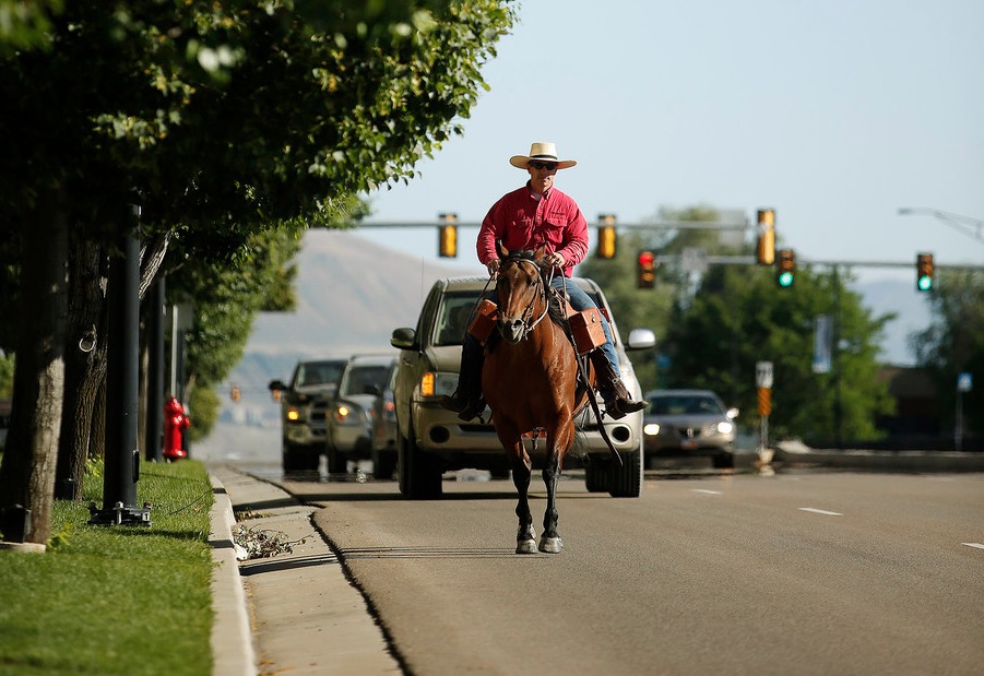 Photos: Pony Express rides again in Utah
