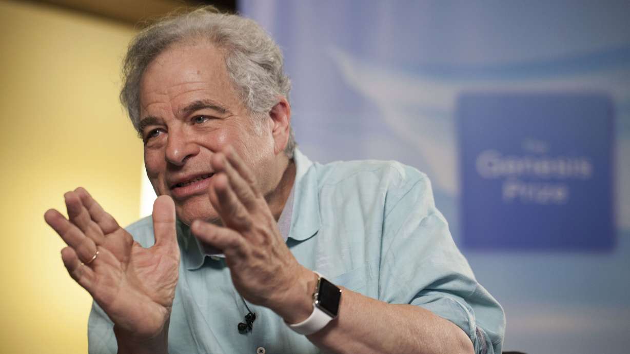 Perlman: Trump gesture about disabled reporter 'terrible'