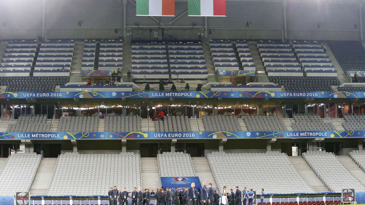 The Latest: Conte still surprised by Italy facing Spain