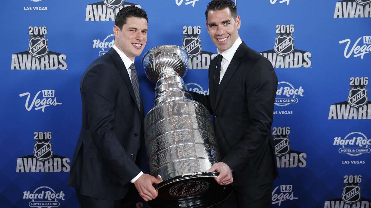 The Latest: Patrick Kane takes home Hart Trophy as NHL MVP