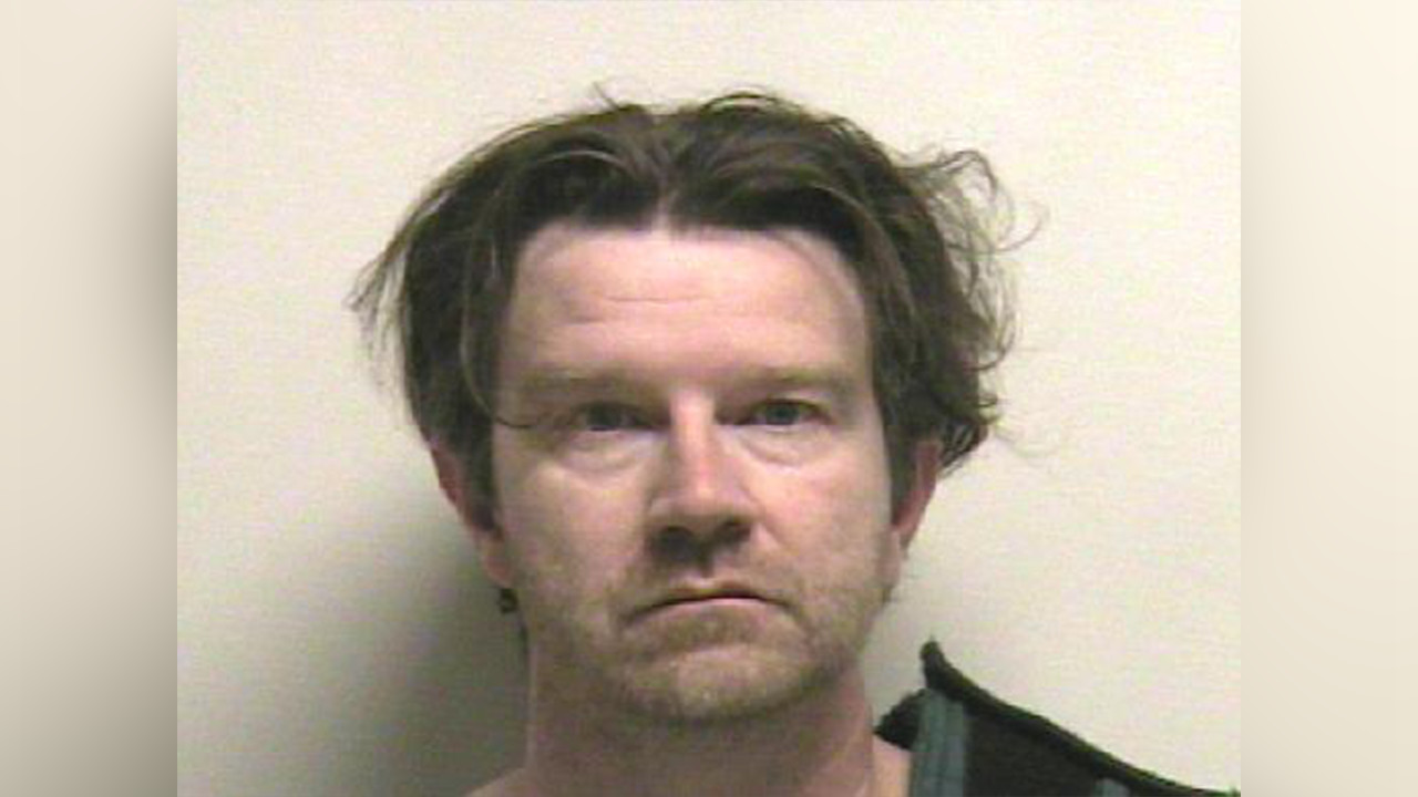 Documents: Former teacher says he used to trade grades for sex