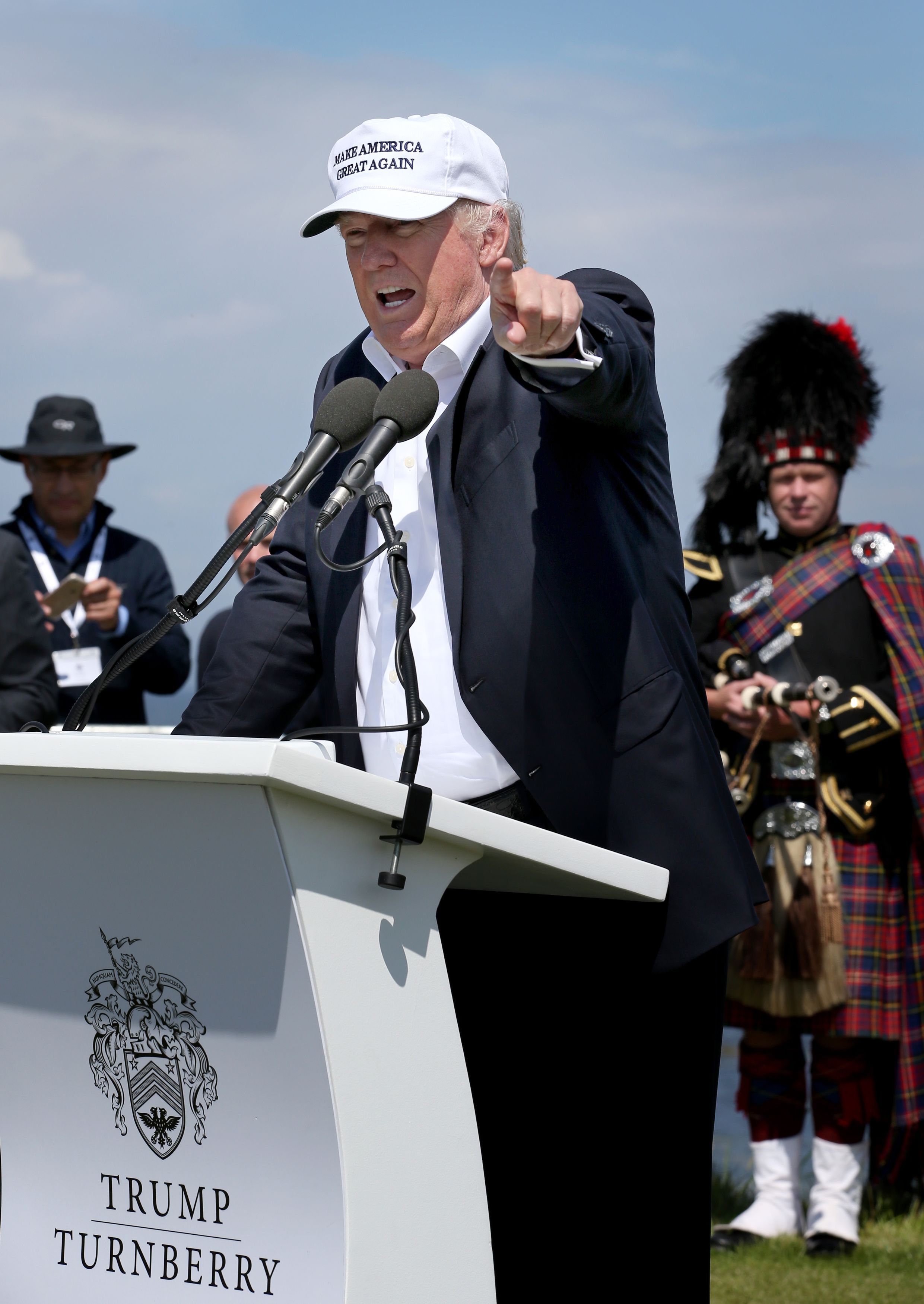 Trans-Atlantic Trend? Trump sees UK vote as validation