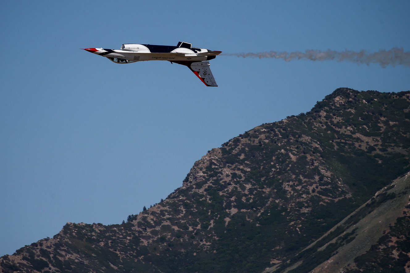 The U.S. Air Force Thunderbirds fly F-16 Fighting Falcons during the "Warriors Over the Wasatch" open house and air show at Hill Air Force Base on Saturday, June 25, 2016. (Photo: Spenser Heaps, Deseret News)