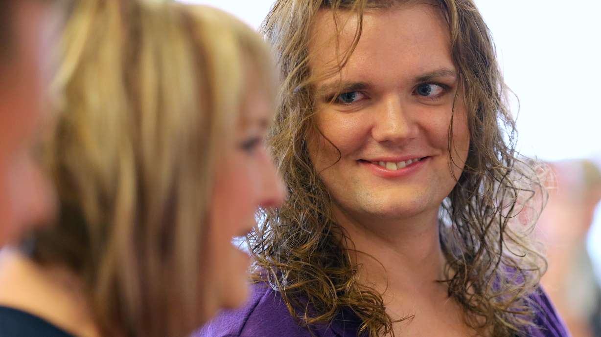 Misty Snow, who lost to Lee, to challenge Rep. Stewart in 2018
