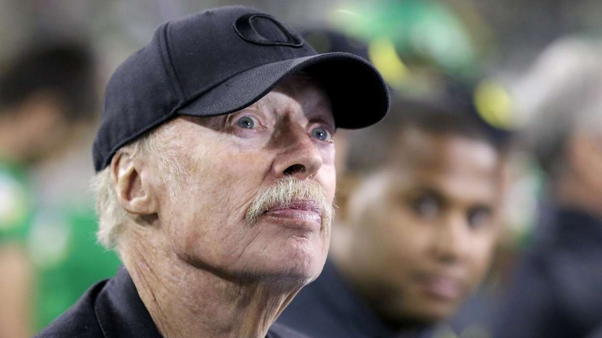 Nike co-founder Phil Knight retires from board