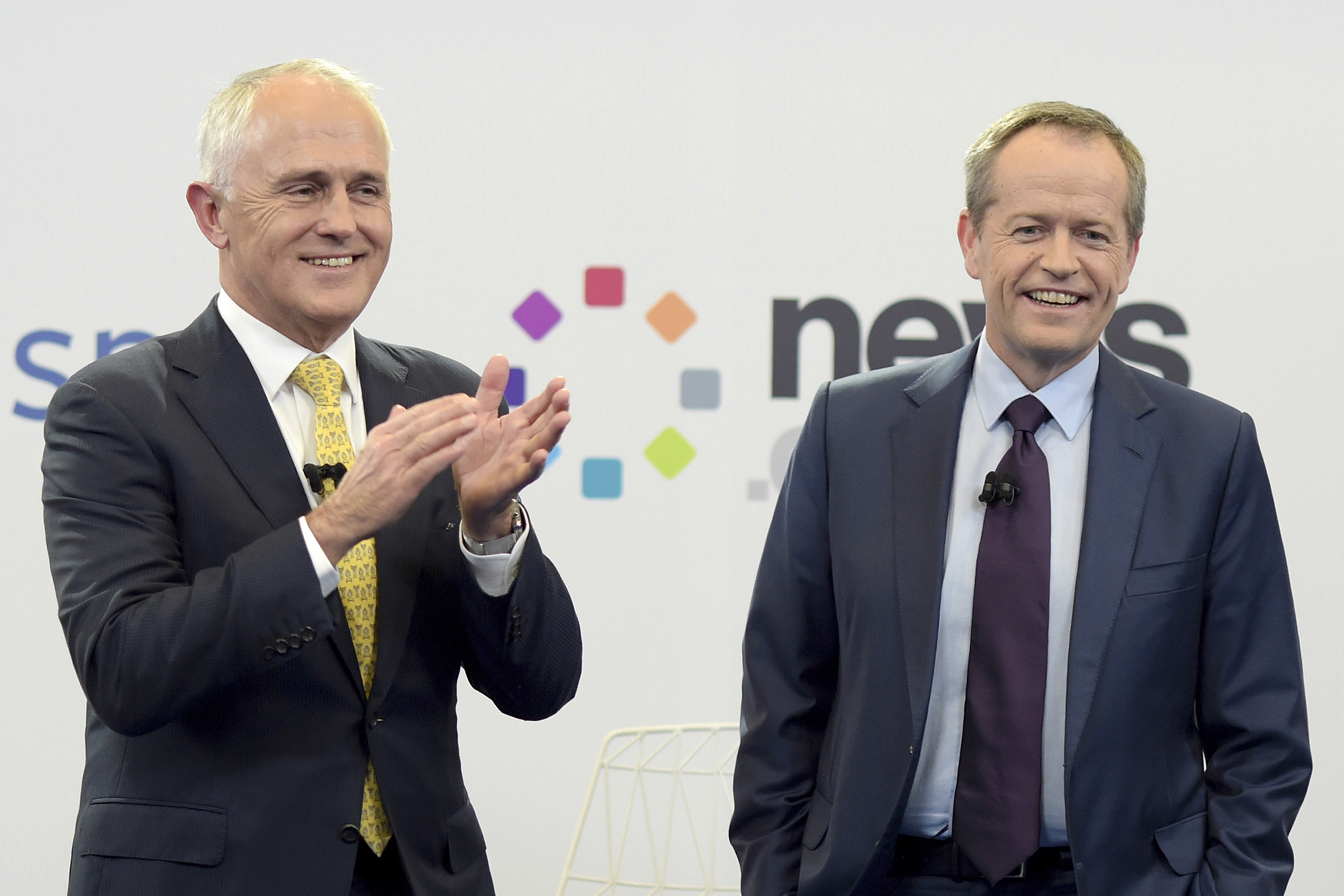 Australians vote in tight general election contest