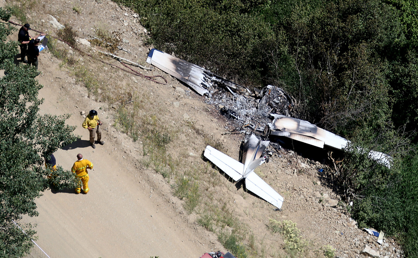 3 escape serious injuries in Farmington Canyon plane crash | KSL.com