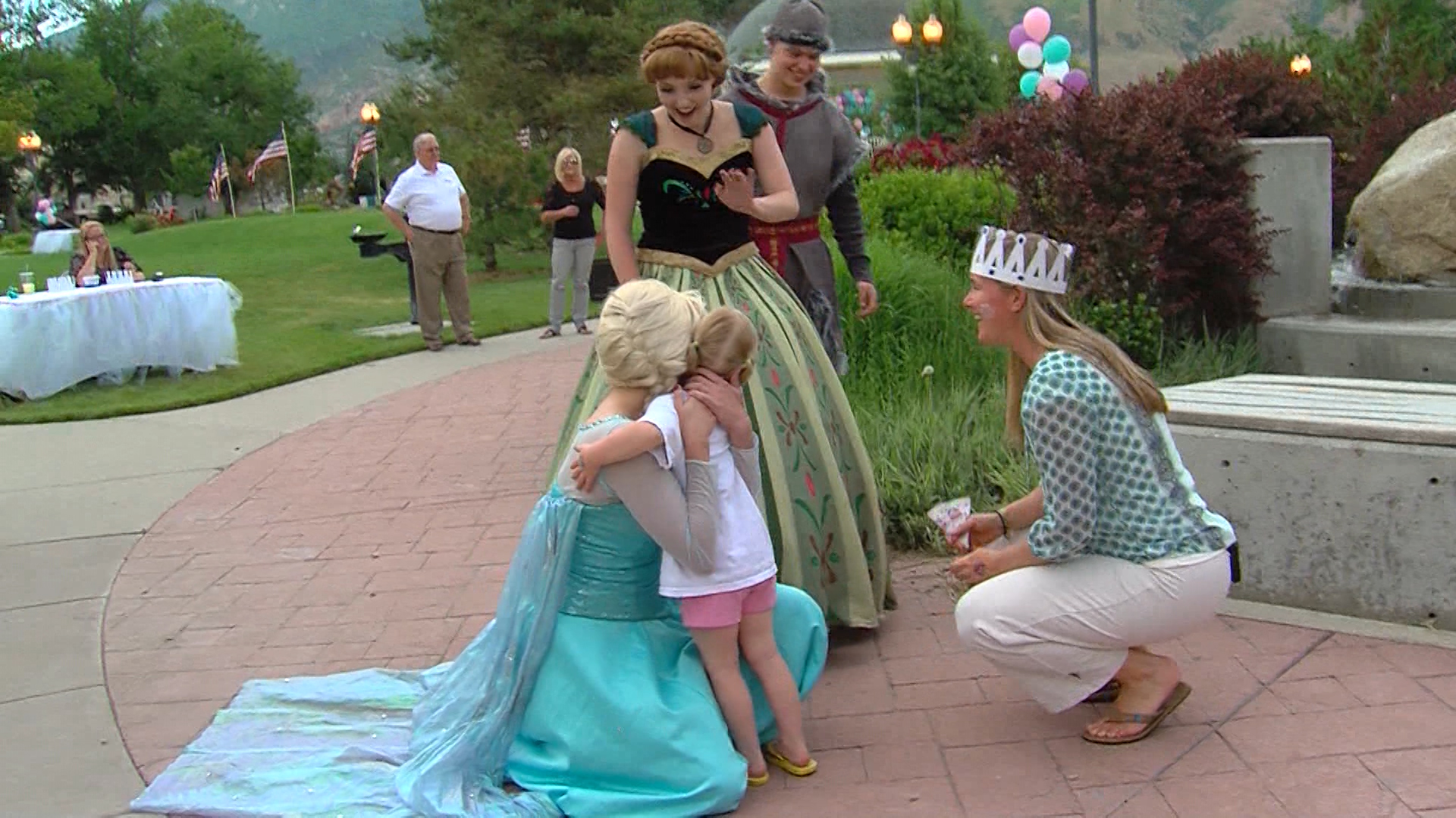 Last month, we told you about a Sandy preschooler who is fighting for her life because of melanoma. Her large stuffed animal giraffe named Gerald goes everywhere with her. Here's an update on Ruby's cancer. (KSL TV)