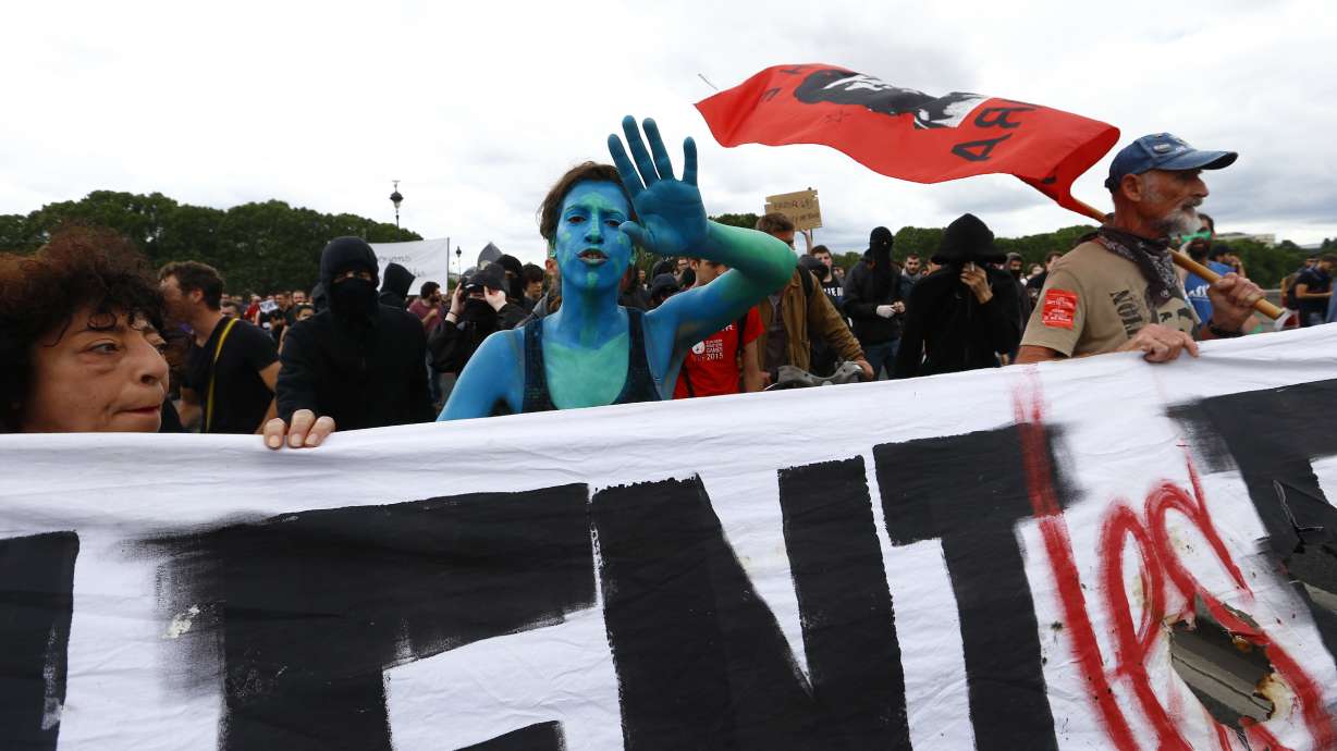 French government forces labor bill through Parliament
