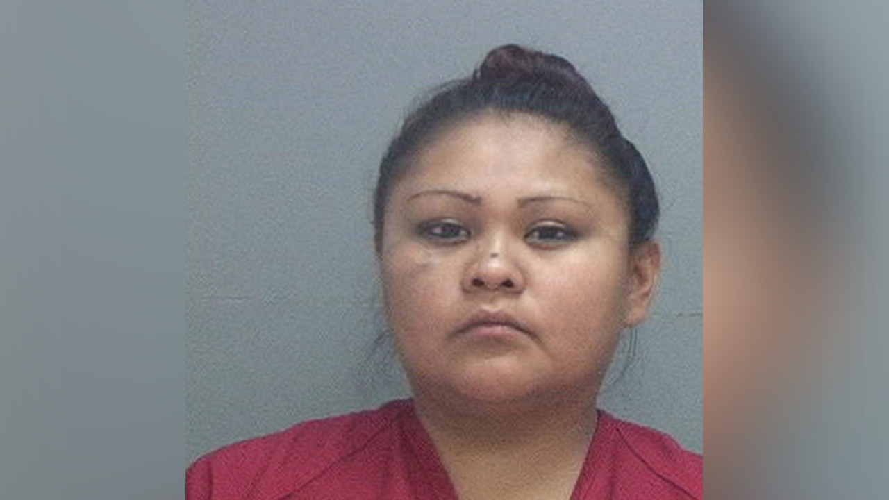 Parents left 3 young kids in motel room to go drink, police say