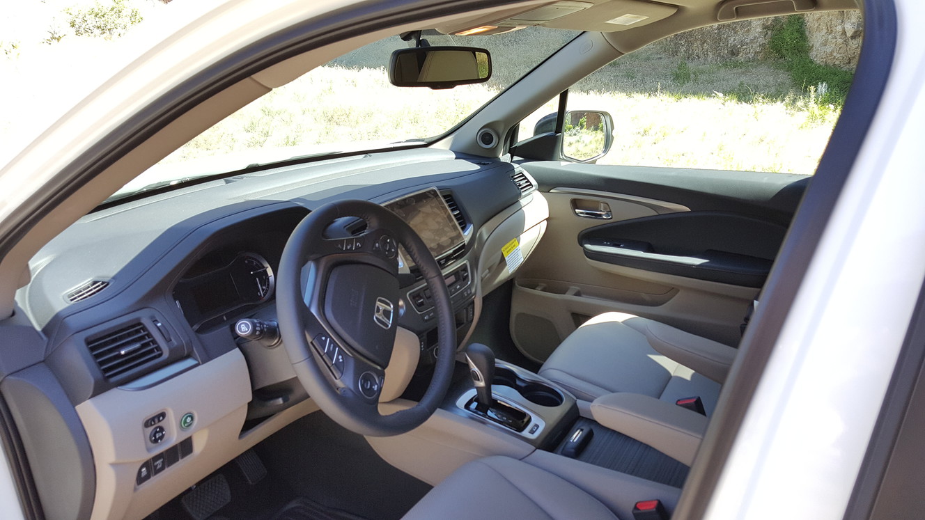 The Ridgeline interior (Photo: Mike Stapley)