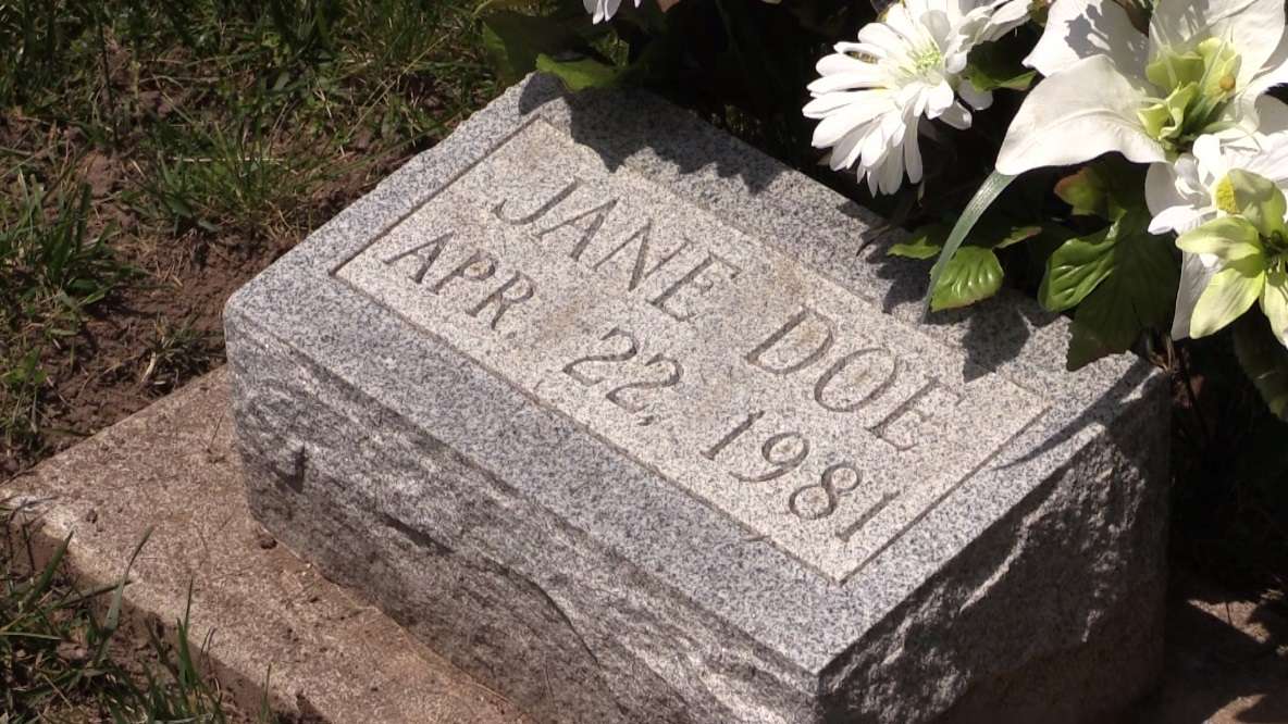 Ohio detectives have a new lead in a murder case that's baffled them for 35 years. The unidentified victim was buried in Troy, Ohio, in 1981, under the generic pseudonym "Jane Doe." IsoForensics Inc., in Salt Lake City, analyzed chemical isotopes in her hair to point to a specific area of the victim's possible home. (Photo: John Hollenhorst, Deseret News)