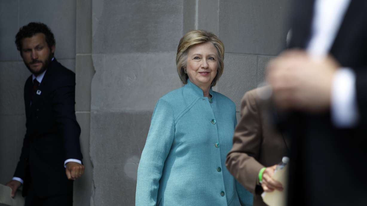 AP Source: Clinton, Sanders discussing endorsement event
