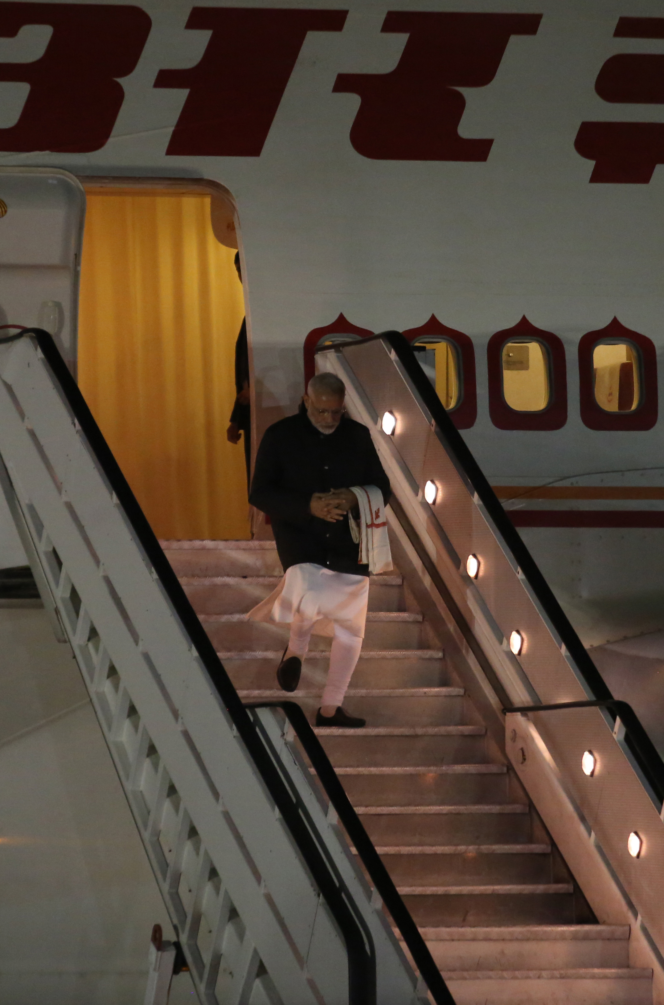 India's Modi meets South Africa's Zuma for trade talks