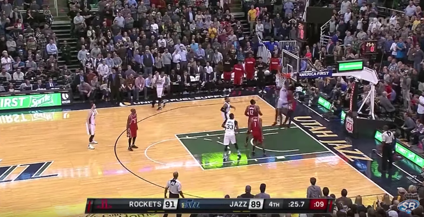 NBA experimenting with 4 officials, other refereeing initiatives