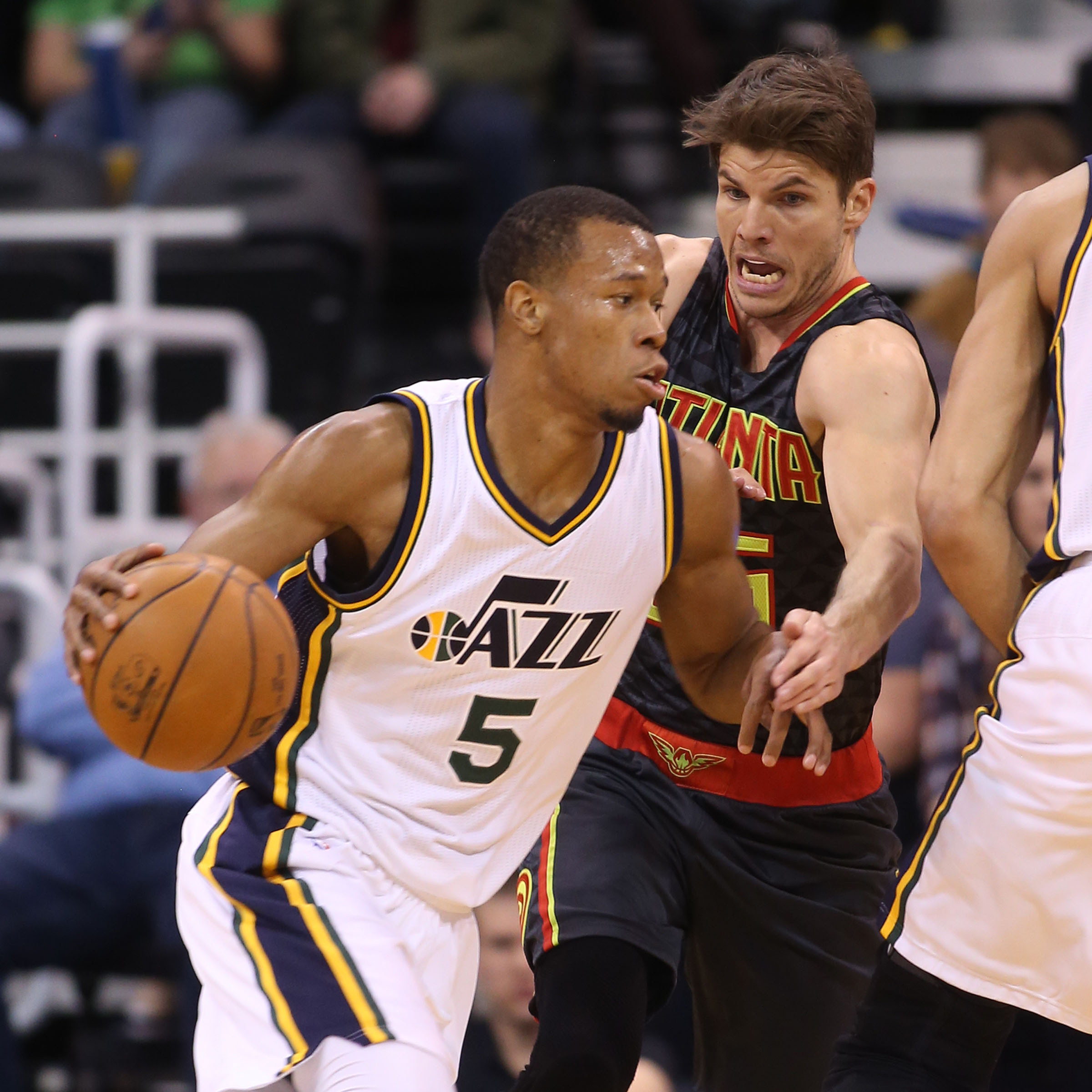 Utah Jazz guard Rodney Hood (5) dribbles around former Jazz player Kyle Korver as the Utah Jazz play the Atlanta Hawks in NBA basketball action Tuesday, March 8, 2016, in Salt Lake City. (Photo: Tom Smart/Deseret News)